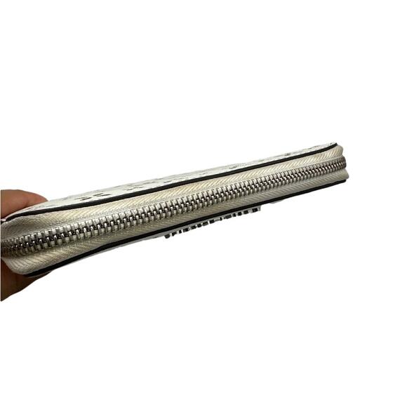 MICHAEL KORS Off white and Silver Jet Set Wallet - Picture 4 of 10